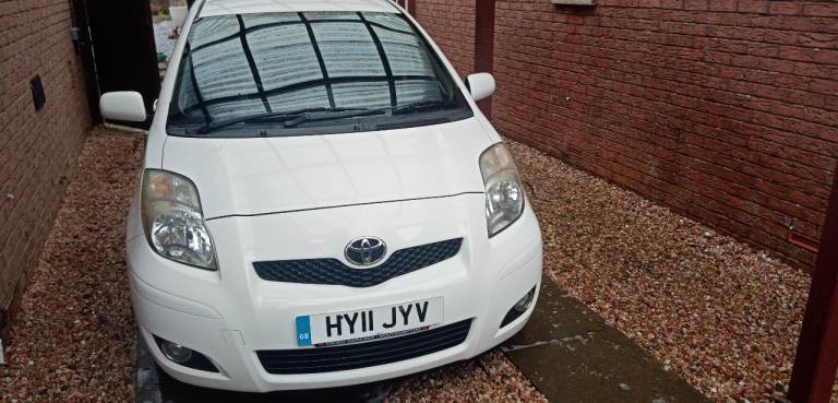 Toyota, YARIS, Hatchback, 2011, Manual, 1329 (cc), 5 doors