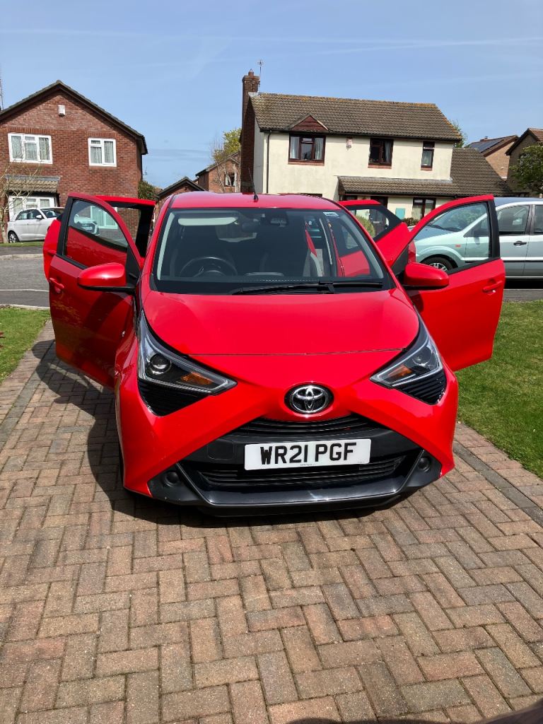 5 Door Toyota Aygo Full Toyota service History 