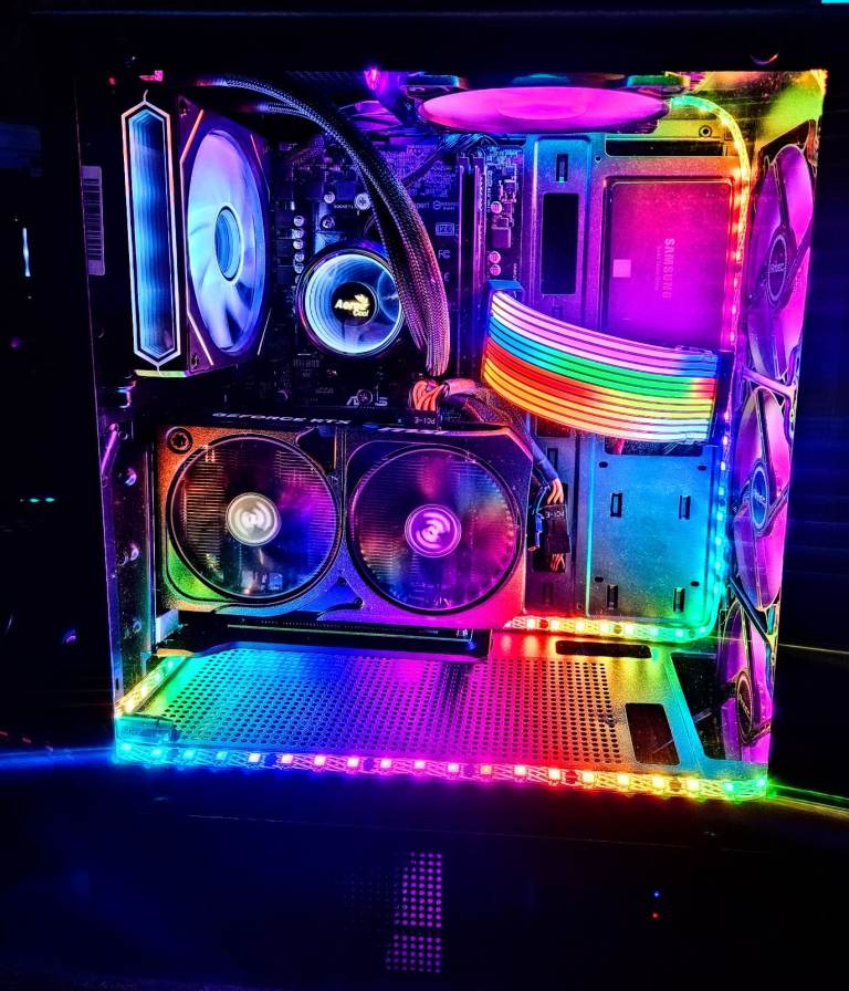 Gaming pc, R5 5500, RTX 5050