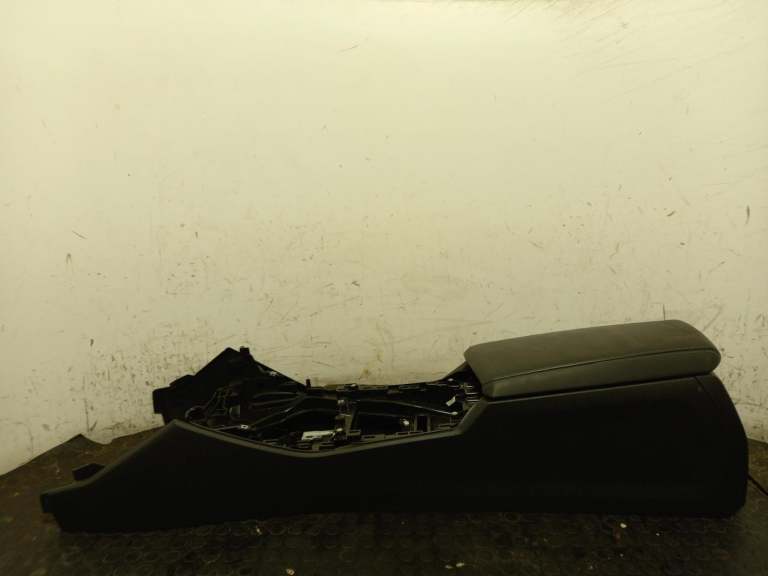 Bmw I4 Console 2020-2026 4 Door Coupe Centre 51166996834