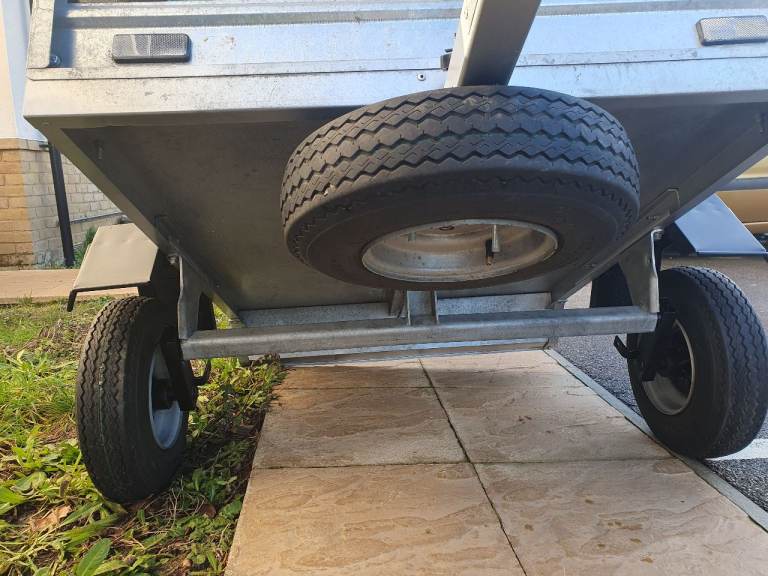 Camel swt171 4x3 trailer with extended mesh sides and New cover 