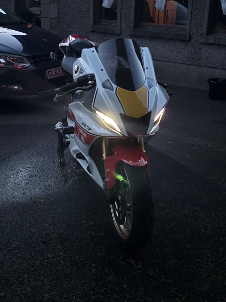 Yamaha, R7, 2023, 689 (cc)
