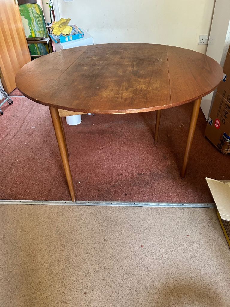 Folding dining table