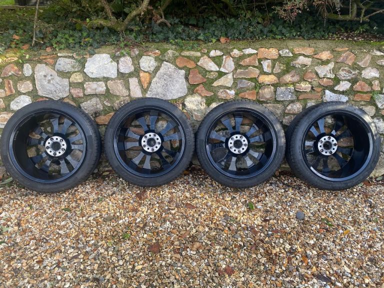 Set of Mini 19" JCW Circuit Spoke Wheels fitted with new (unused) Pirelli PZero Tyres