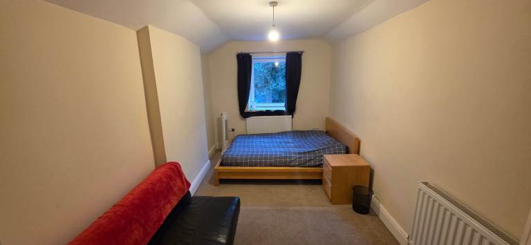 Double room to rent, Bill's included 1GB internet (Private) Hafod, Swansea £100