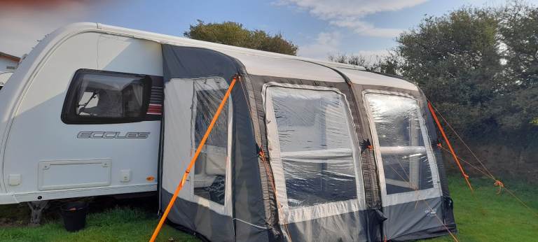 Camptech starline awning
