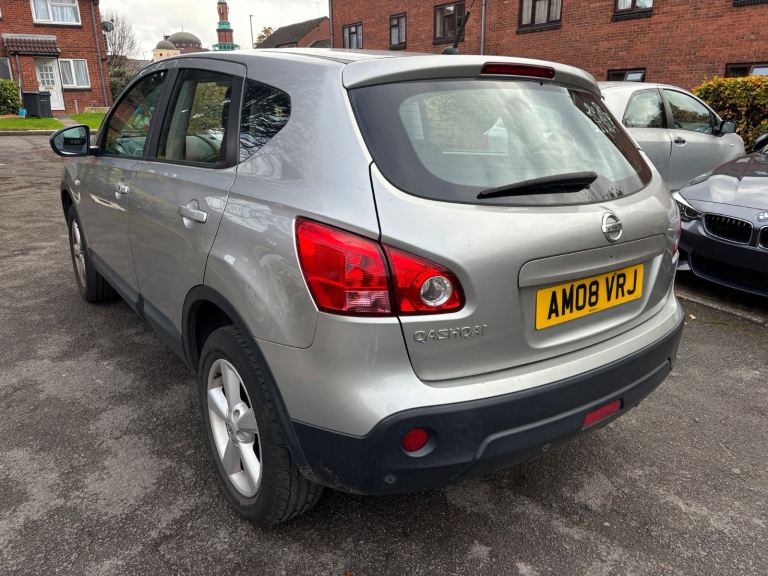 Nissan qashqai tekna fully loaded 