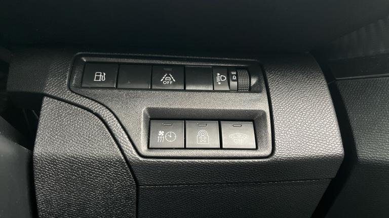 2024 Peugeot 3008 1.6 Hybrid 180 Active 5dr e-EAT8 HATCHBACK PETROL/ELECTRIC Automatic