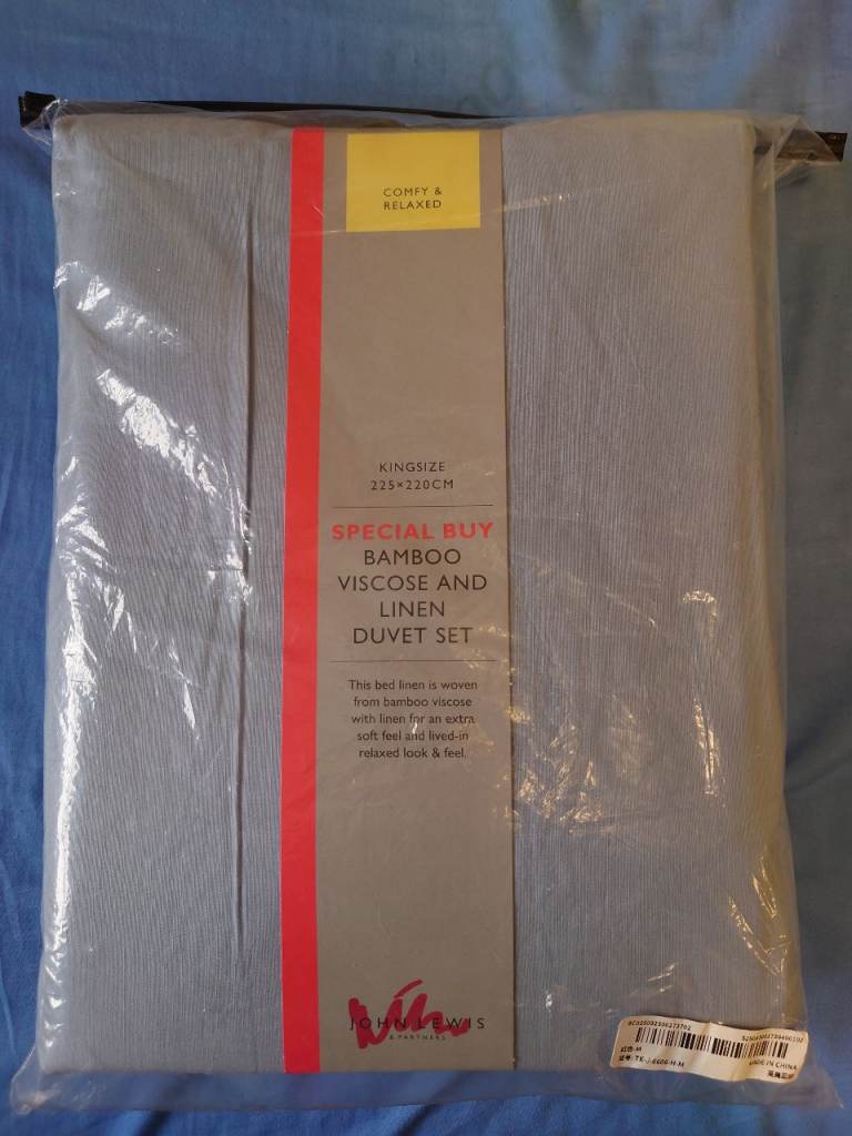 John Lewis Relaxed Bamboo and Linen king size bed set. New. Blue