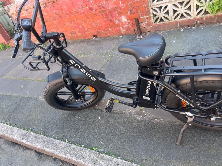 Engwe L20 electric bike throttle and pedal assist great condition 
