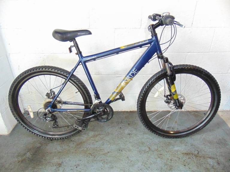 Aluminium Apollo Evade (20" frame) Hardtail Mountain Bike (free local delivery)