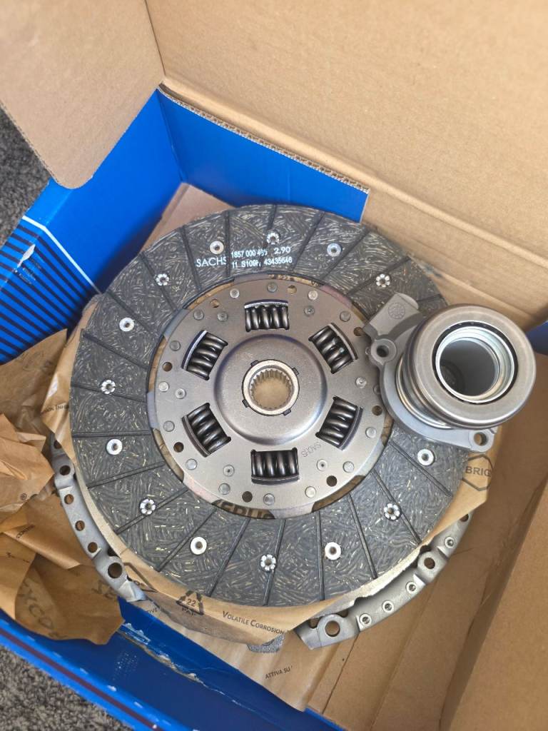 Sachs Flywheel And 3 Piece Clutch