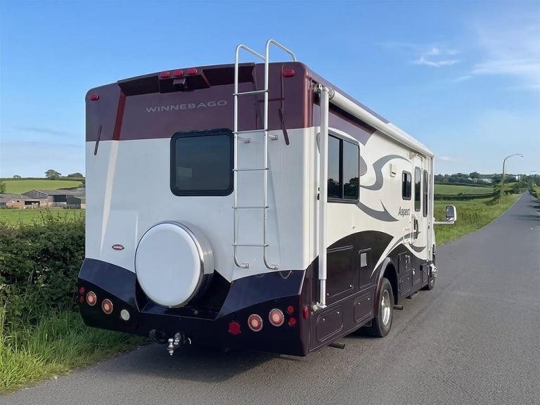 2008 Ford E450 4 Berth