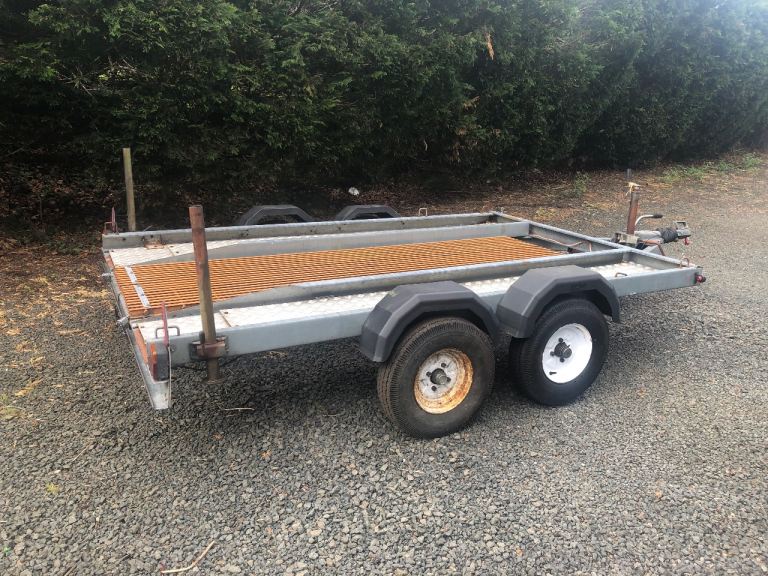 Project needs some TLC / Repair Car trailer transporter ( smart car or similar ) 