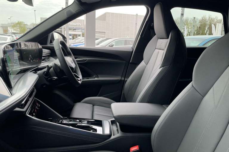 2025 Audi Q5 2.0 TDI Launch Edition SUV 5dr Diesel S Tronic quattro Euro 6 (s/s) (204 ps ESTATE D...