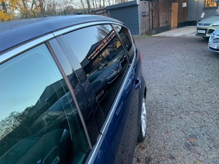 2011 Ford S-Max 2.0 TDCi Titanium Powershift Euro 5 5dr MPV Diesel Automatic