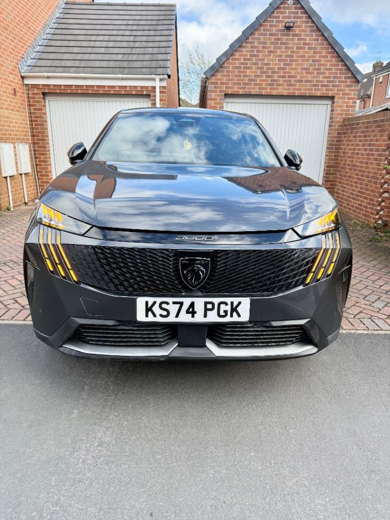 Peugeot, 3008, Hatchback, 2024, Semi-Auto, 1199 (cc), 5 doors