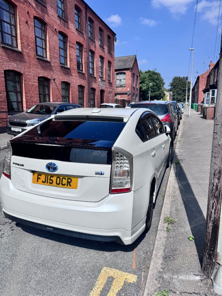 Toyota, PRIUS HYBRID, 2015, 1797 (cc)