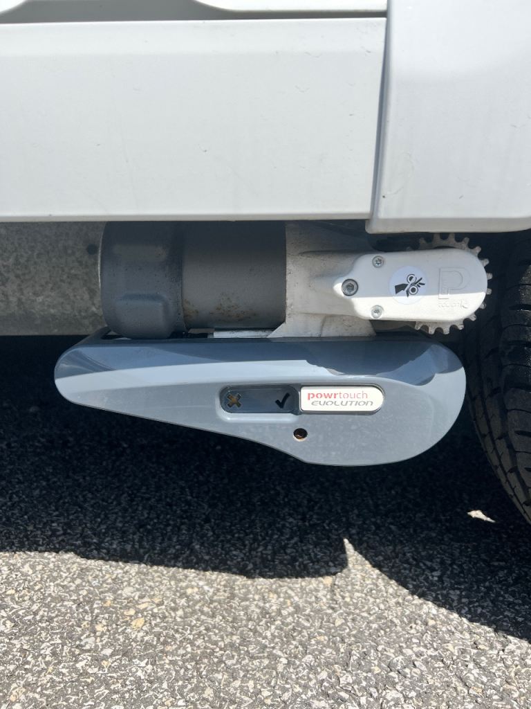 Caravan Motor Mover 