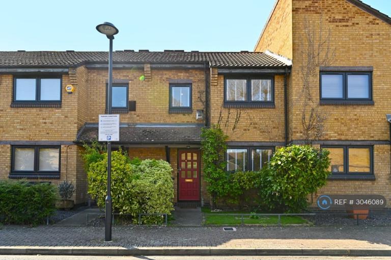 2 bedroom house in Taeping St, London, E14 (2 bed) (#3046089)