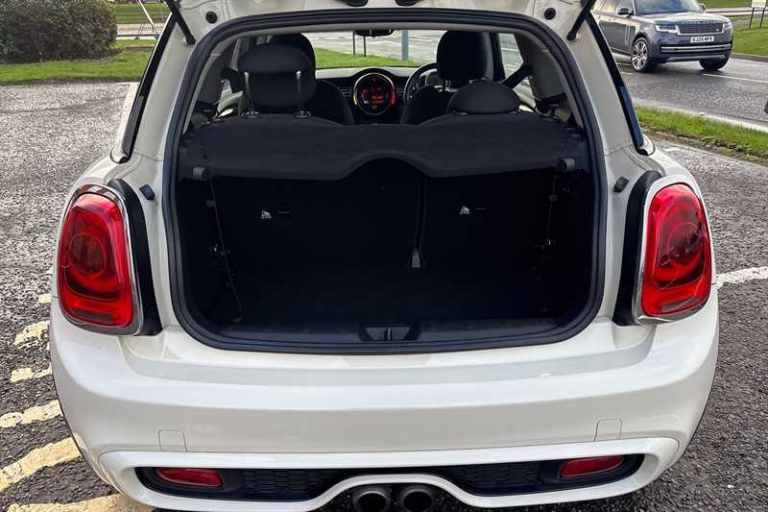 2017 MINI Hatch 2.0 Cooper S Hatchback 3dr Petrol Manual Euro 6 (s/s) (192 ps) Hatchback Petrol M...