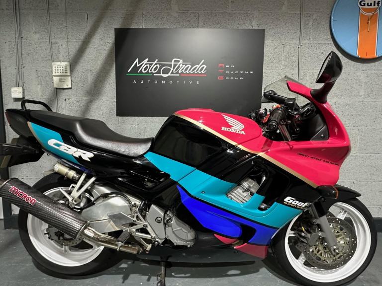 Honda CBR 600 F2… Benetton Colours