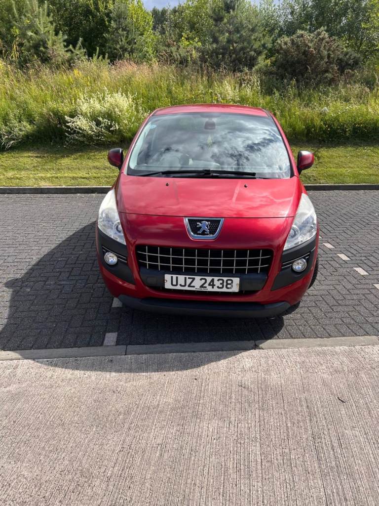 Peugeot, 3008, Hatchback, 2012, Manual, 1560 (cc), 5 doors