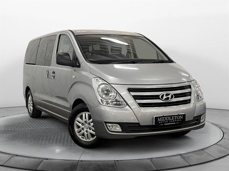 2017 Hyundai i800 CRDI SE MPV Diesel Manual