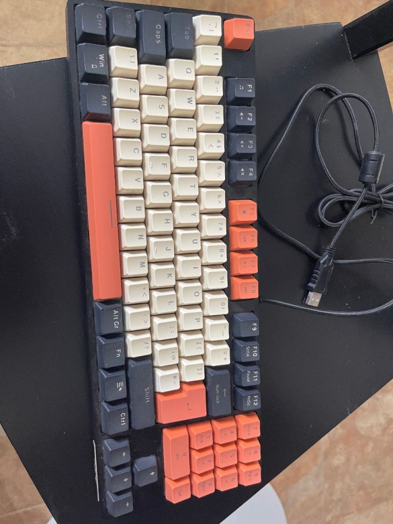 Havit Mechanical Keyboard – Multicoloured, good as new