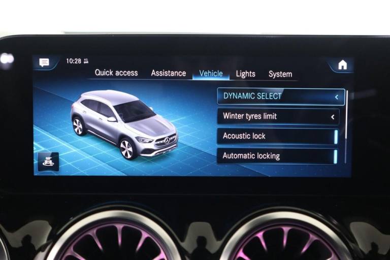 2020 Mercedes-Benz GLA 1.3 GLA200 AMG Line (Premium) 7G-DCT Euro 6 (s/s) 5dr HATCHBACK Petrol Aut...