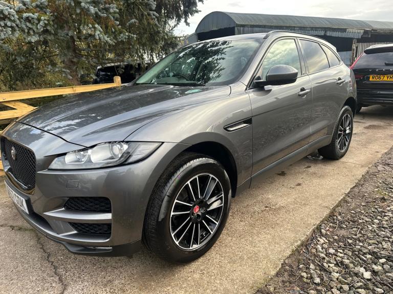 2017 Jaguar F-Pace 2.0d [240] Portfolio 5dr Auto AWD ESTATE Diesel Automatic