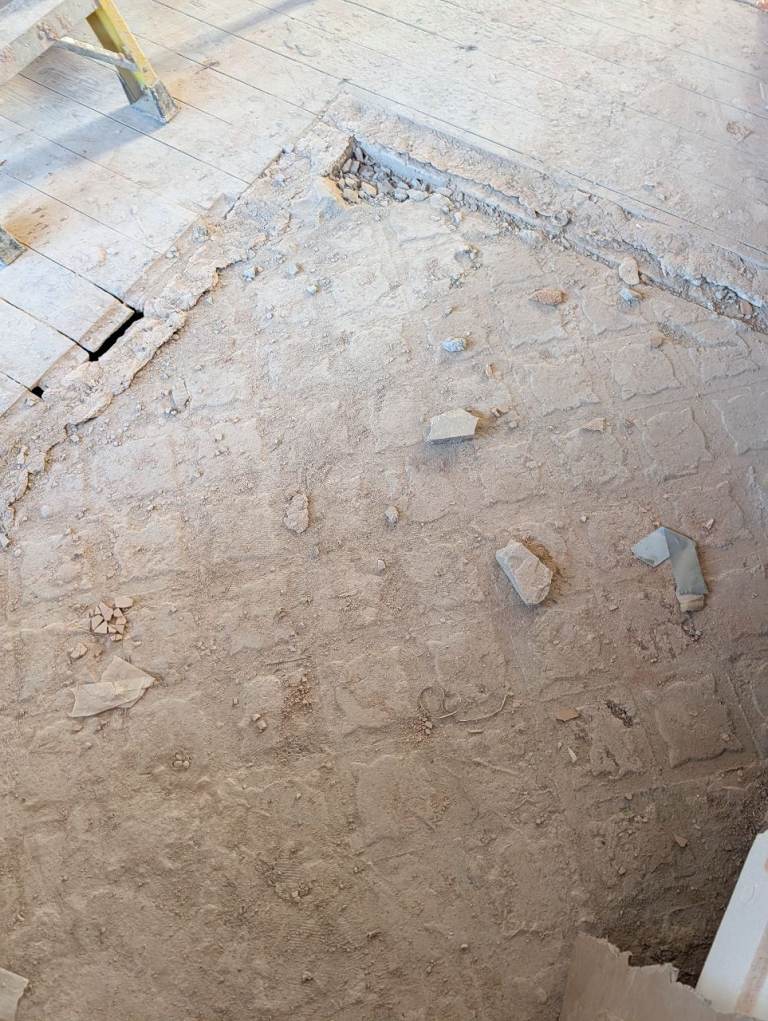 Wanted: Surplus bathroom tiles & basin/sink to help vulnerable elderly neighbour (DIY project)