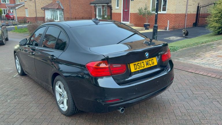 BMW, 3 SERIES, Saloon, 2013, Manual, 1995 (cc), 4 doors