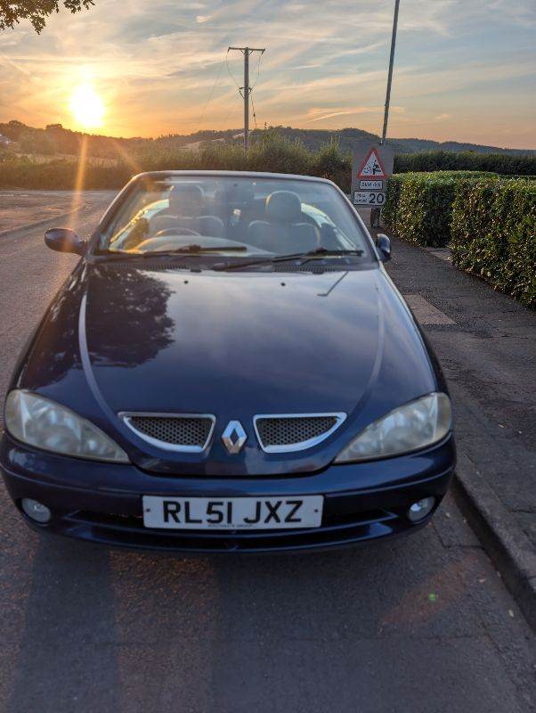 Renault, MEGANE, Convertible, 2002, Manual, 1598 (cc), 2 doors