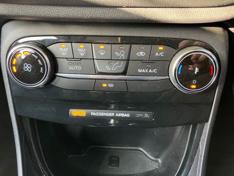 2023 Ford Puma Puma Titanium Des 5 Door 1.0L EcoBoost 125PS mHEV 7 Speed Automatic 5 Door PETROL ...