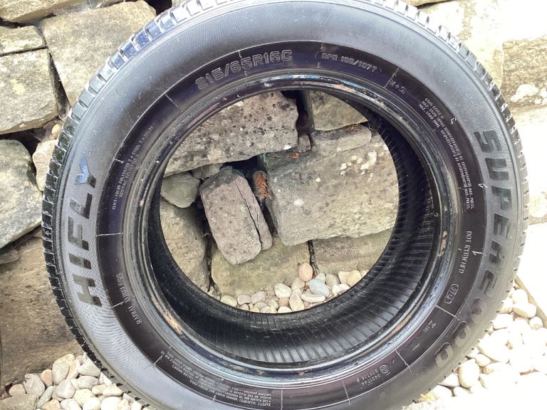VW Transporter tyre RRP £50 - 6mm tread