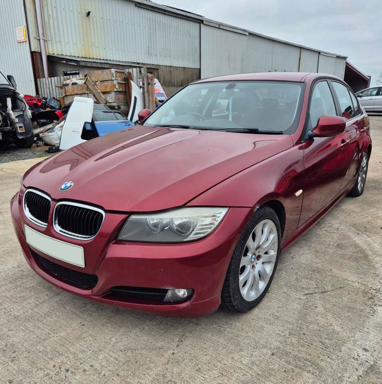 2011 Bmw 320d BREAKING PARTS SPARES ONLY 