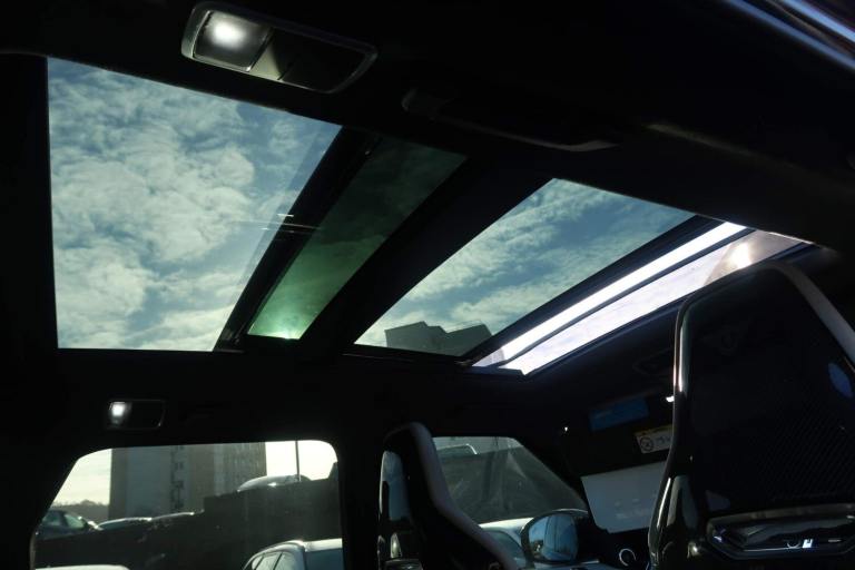 2018 Land Rover Range Rover Sport 5.0 P575 V8 SVR Auto 4WD (s/s) 5dr ESTATE Petrol Automatic