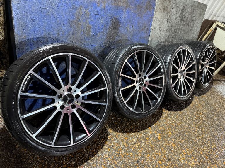 Mercedes Benz Amg alloys 19