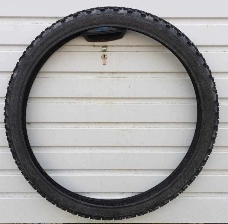 Vintage Retro Michelin WildGripper Lite S Front Mountainbike tire 26" x 2.10
