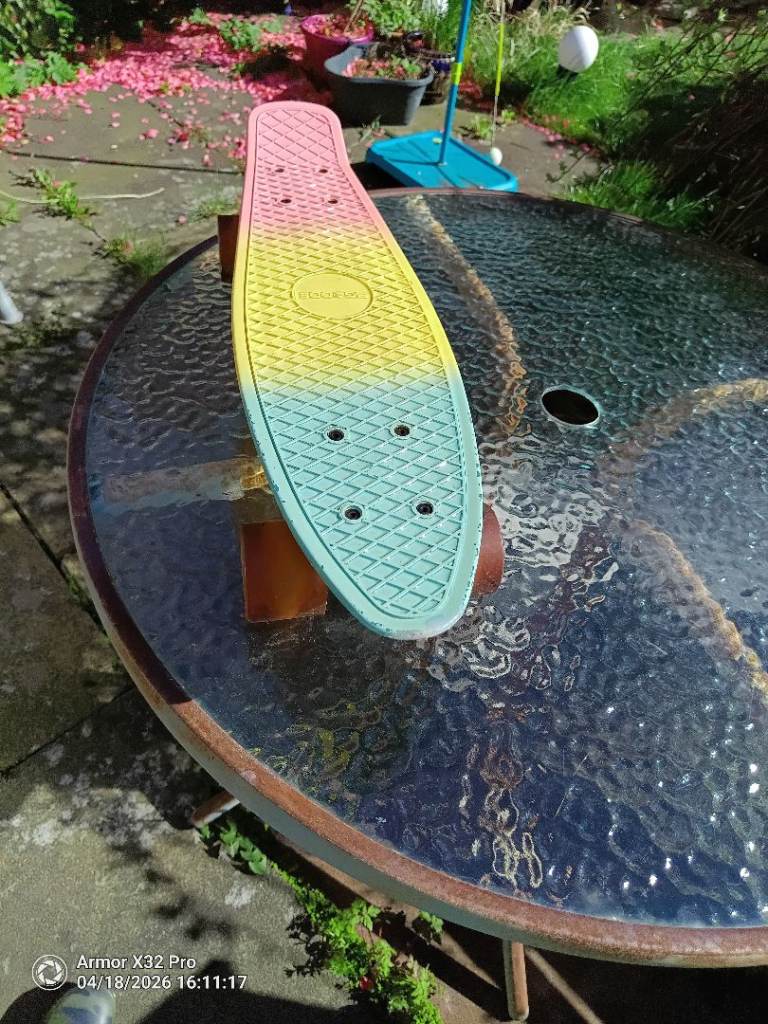 Penny Board Skateboard – Multicoloured, Good Condition
