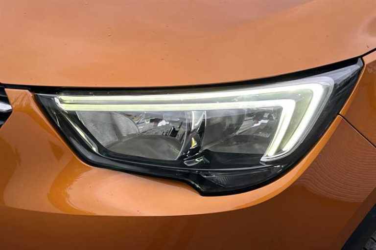 2019 Vauxhall Crossland X 1.2T ecoTec [110] Tech Line Nav 5dr [6 Spd] [S/S] HATCHBACK PETROL Manual
