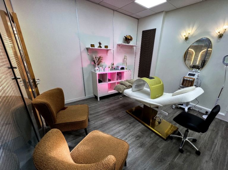 Beauty room