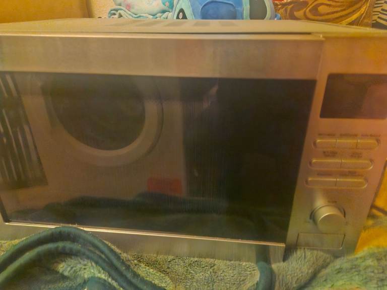 HOWDENS MICROWAVE OVEN GRILL