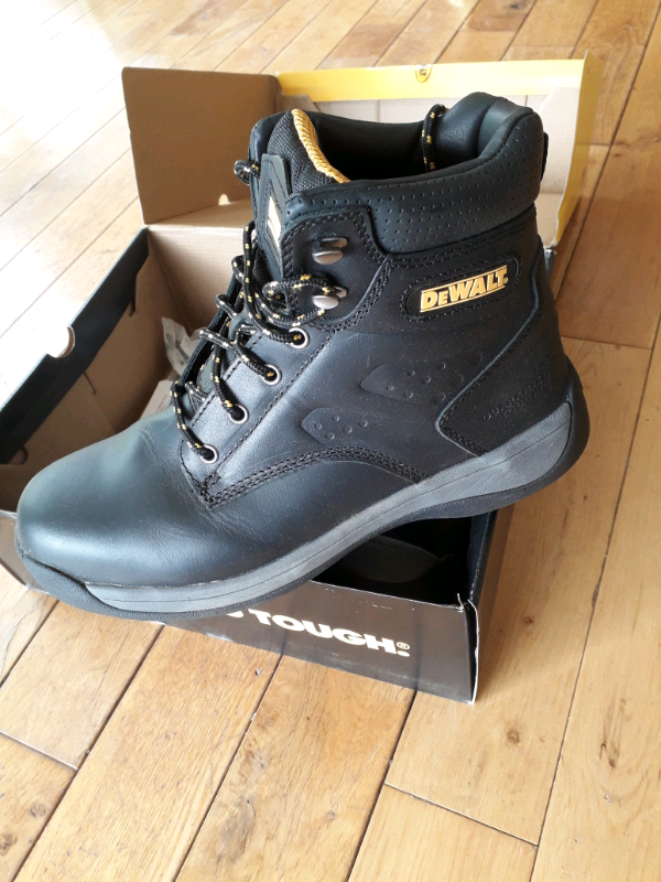 Dewalt boots 