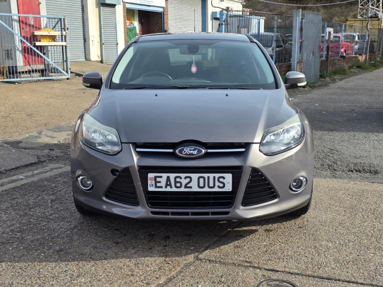 Ford, FOCUS, Hatchback, 2012, Manual, 998 (cc), 5 doors