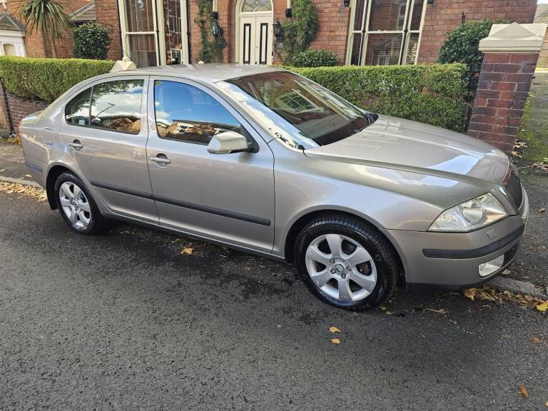 2008 Skoda Octavia Elegance 1.6 FSI Petrol - ONE PREVIOUS OWNER