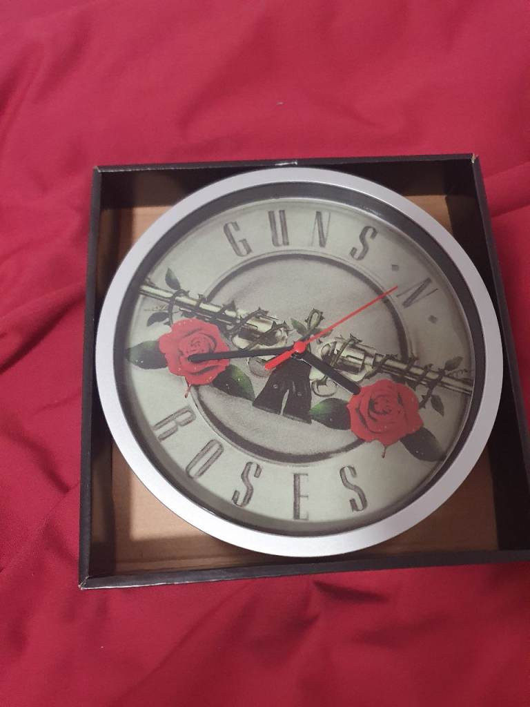 Guns n roses 9" clock