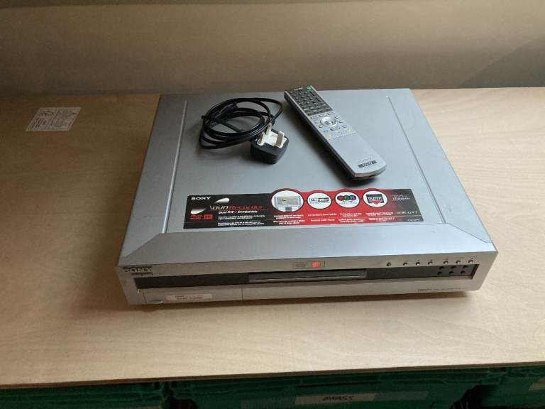 SONY DVD RECORDER - RDR GX3 - all working