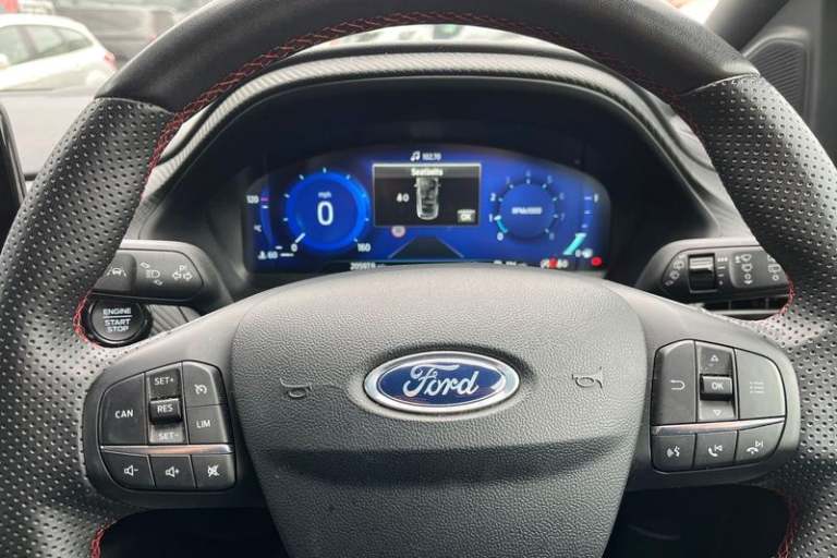 2023 Ford Puma 1.0 EcoBoost Hybrid mHEV ST-Line X 5dr Manual HATCHBACK Petrol Manual